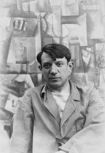 Pablo_Picasso,_summer_1912